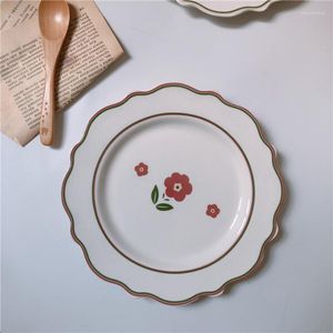 Plakalar Cutelife Nordic Ins Lale Seramik Plaka Yuvarlak Vintage Çiçek Tatlı Meyve Salatası Düğün Kekler İçin Standlar