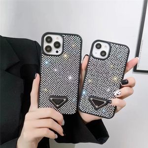 Lüks Üçgen P Cep Telefon Kılıfları İPhone 14plus 14plus 14promax 15promax 15pro 15 12 Pro 11 Açık Glitter Ren Taş Kılıf Bling Shiney Cover iPhone 13promax 13pro 13