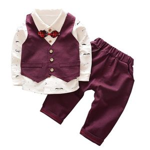 Bahar Sonbahar Yürümeye Başlayan Bebek Erkek Beyler Beyefendi Düğün Takım Pamuk Gömlek Yelekler Pantolonlar 3pcs Resmi Çocuk Giysileri Set 1 2 3 4 5 Yıl