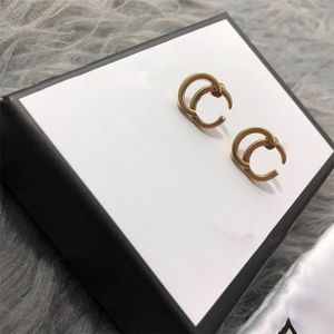 Retro Lüks Küpeler Stud Kadınlar Elmas Küpe Tasarımcı Mücevherat Modaya Nişan Cjewelers Kaplama Altın Kızlar Çiçek Takımları Çemberler İnci Küpe