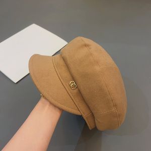 2022 Designer Military-Style Beret Cap with Classical Letters, Fashionable Unisex Wool Hat in 3 Colors