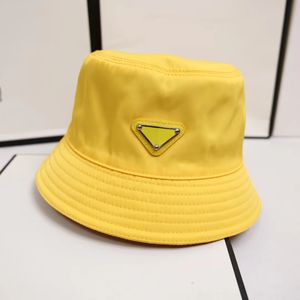 Tasarımcı Erkek Beanie Kadın Kova Şapkası Kış Şapkaları Takılmış Şapkalar Güneş Bonnet Sarı Kapaklar Beyzbol Kapağı Snapbacks Açık Balıkçı Beanies Casquette