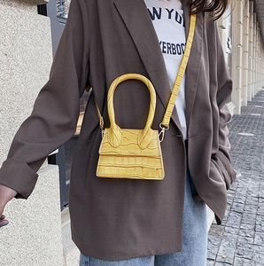 Crossbody cro gövde küçük çanta kadın moda kare taş tahıl Koreli bir omuz çanta