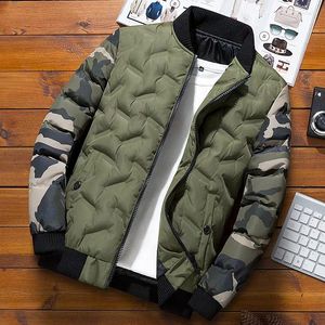 Erkek Aşağı Erkek Kışlık Ceketler Mont Kabanlar Giyim Kamuflaj Bombacı Ceket Rüzgarlık Kalın Sıcak Erkek Parkas Askeri