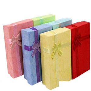 Ювелирные коробки ювелирные изделия подарки коробка картон кольцевой коробка с заполнениями подарочные бумажные чехлы для серьги ювелирных ожерелий.