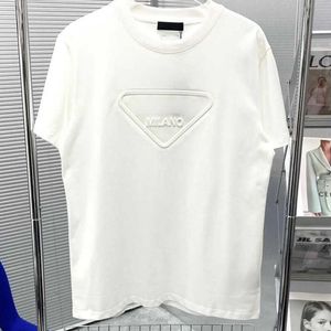 Camiseta de manga curta de verão masculino de algodão redondo moletom clássico de camiseta em relevo 3D Camiseta de designer de designer de pd masculino pullover de algodão Mulheres camiseta 4xl