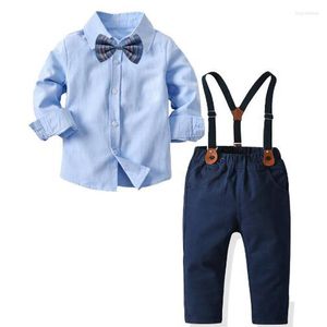 Giyim setleri bebek takım elbise çocuk uzun kollu beyefendi çocuklar düğün resmi giyim pembe beyaz mavi gömlek pantolonlar papyon tulumları