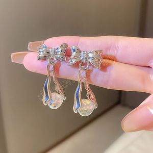 Dangle Avize Parlak Gümüş Renkli Yay Knot Küpeler Kristal Top Kolye 925 İğne Deliren Kulak Saplamaları Kızlar İçin Bakır Aksesuarlar