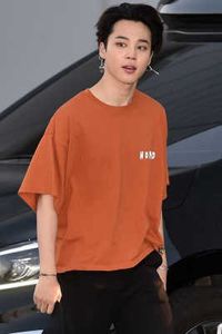 T-shirt da uomo Jimin Tee T-shirt arancione T-shirt a maniche corte Casual allentato coreano unisex moda cotone stampa top estate O-Collo Bann T-shirt da ragazzo T221006