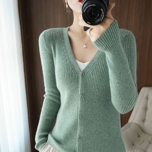 Malhas femininas tees outono e inverno caxemira l￣ mistura su￩ter mulher vneck cardigan moda de malha casual tops strip sweater de desenho 221007