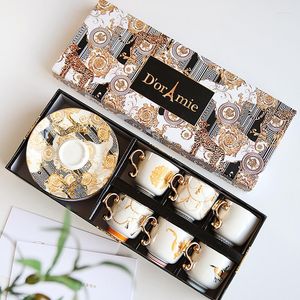 Fincan tabakları Türk tarzı lüks seramik kahve fincanı ve tabağı seti porselen çay içeceği yıl hediye çay fincanı Noel kupa