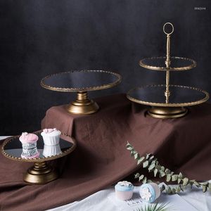 Bakeware Araçları Avrupa Metal ve Cam Ayna Tepsisi Dekorasyon Süsü Çift Katmanlı Meyve Plakası Tatlı Bisküvi Kek Stand Düğün