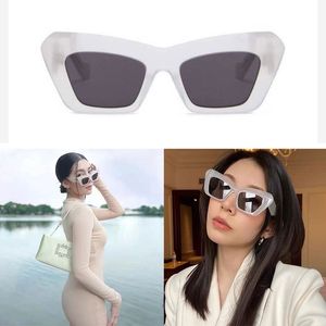 Роскошные дизайнерские солнцезащитные очки женщин с ограниченными сериями взрывы 40036 Оригинальный контр -уровни бренд -показ моды мужчины солнцезащитные очки