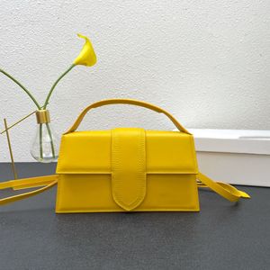 luxurys Kadın Omuz Çantaları Moda Tasarımcıları Klasik toka Crossbody Çanta Bayan Deri Günlük Açık Depolama cep telefonu bozuk para cüzdanı Çanta