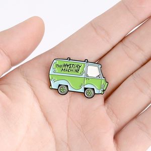 Брошена загадочная машина эмалевая булавка Scooby Cartoon School Travel Bus Buse Brooch Lapel Custom Badge Jewelry Gift Friends Kids
