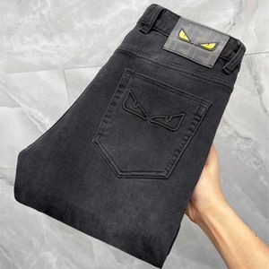 Calças grandes calças fd jeans jeans pequenos monstros bordados calças homens homens casuais soltas de moletom reto 4xl 5xl 6xl