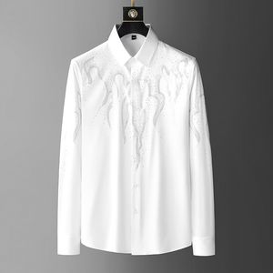 Erkekler Elbise Gömlek Kulübü Camisas Maskulinas Koreli Erkek Giysileri Siyah Beyaz Retro Dantel Gömlek Sonbahar Uzun Kollu İnce Fit Sosyal Gömlek