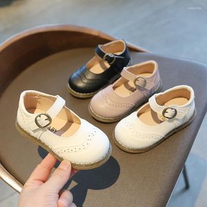 Flat Shoes 2022 Children's Leather Casual Girls And Boys Sandals Show For Kids With Buckle