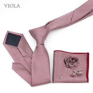 Güzel pürüzsüz yumuşak nokta polyester 7 cm kravat seti mendil broş kelepçeleri erkek iş ofis takım elbise resmi güzel kravat hankie pin j220816