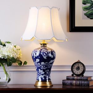 Masa lambaları Jingdezhen Çin Seramik Lamba Yatak Odası Oturma Odası Yemek Dekorasyon Başucu Mavi Beyaz