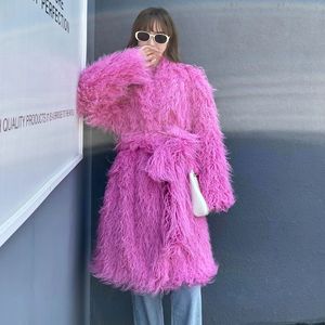 Winter New Fashion Streetwear Moman feminino casaco de pele de ovelha com cinto de lapela long Furry Jacket Festival Roupos