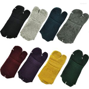 Erkek Çorapları 5 Çift Erkek Saf Pamuk Tabi Düz Renk Iki Parmak Takunya İlkbahar Sonbahar Sıcak Rahat sürtünme önleyici Parmak arası Terlik