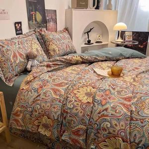 Yatak takımları Euro tarzı vintage renk paisley desen sayfası saf pamuklu 4piye set nevres kapağı dükkân ketenleri çift kişilik yatak