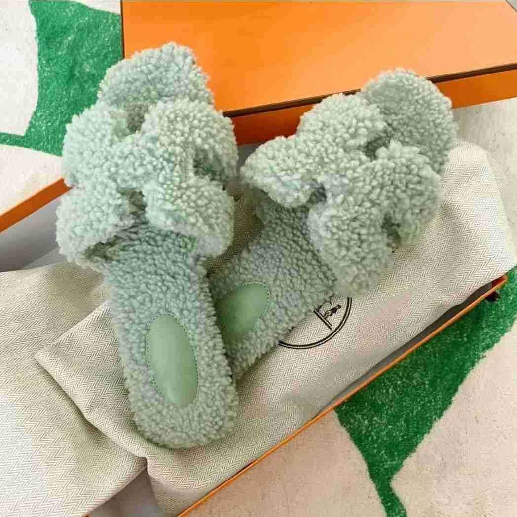 and slippers furry bear sandal oran teddy dsigner slipper winter shoes her 2023 daily wear of designer wool autumn women's flat bottom
and slippers furry bear sandal oran teddy dsigner slipper winter shoes her 2023 daily wear of designer wool autumn women's flat bottom