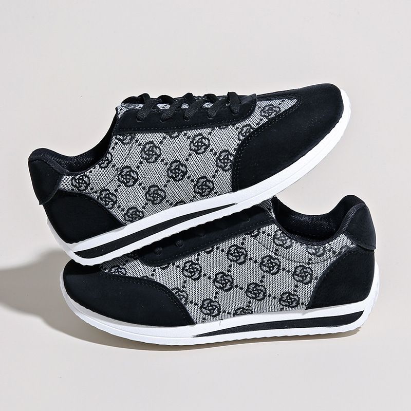 Dames casual sneakers in bruin met monogramprint, laag model, schokabsorberend, met vetersluiting._voghion.com