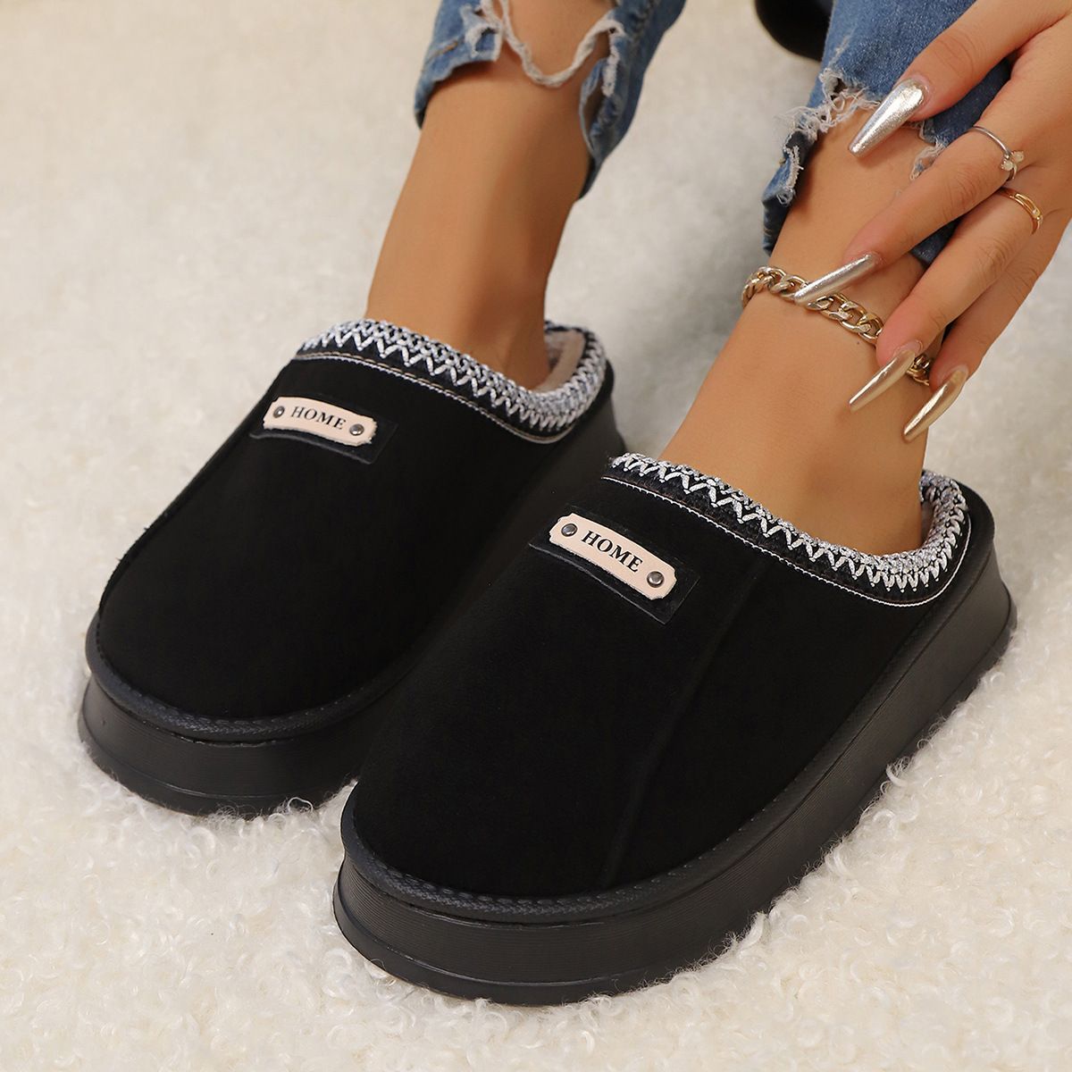 Womens Embroidered Trim Platform Mule Summer Comfort Slippers Warm Fleece Lined Indoor Outdoor Footwear_voghion.com