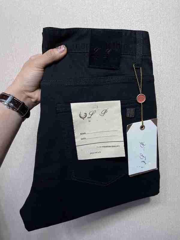 Designer jeans luxury men's jeans Autumn and winter thick denim jeans stylish and slim-fit Combining Vintage Design Elements with Modern Comfort KV54 Men's Jeans