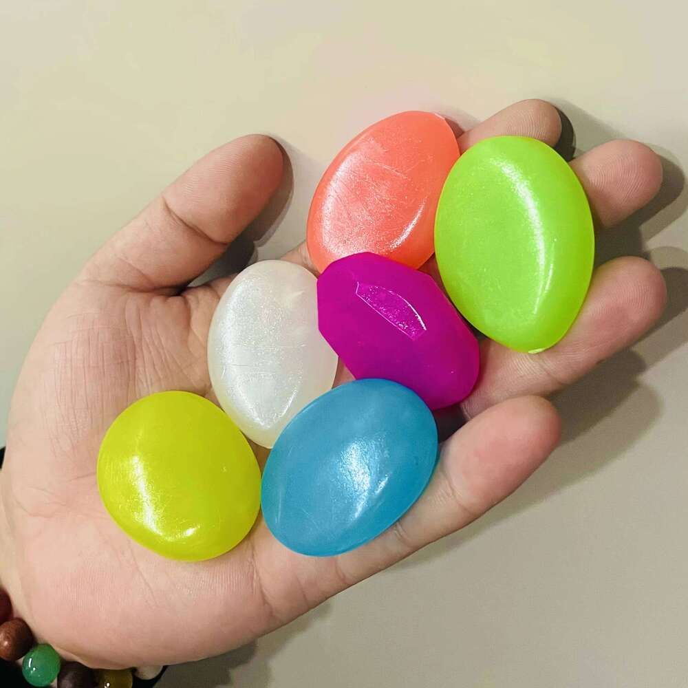 500 Glow In The Dark Stones Bright Greenish Blue. 3 500 Glow In The Dark Stones Bright Greenish Blue. - Image 3