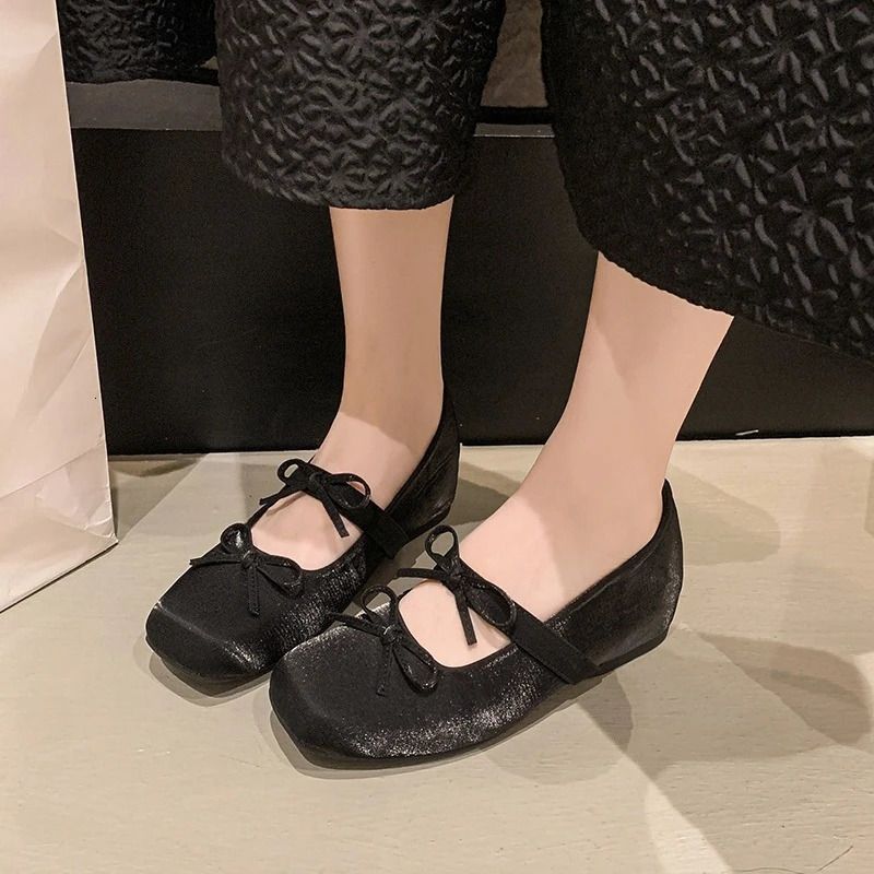 Mary Jane Low Heel Autumn Square Toe Shallow Mouth Bow One Soft Sole Anti Slip Wear Resistant Single Shoes 260602_voghion.com