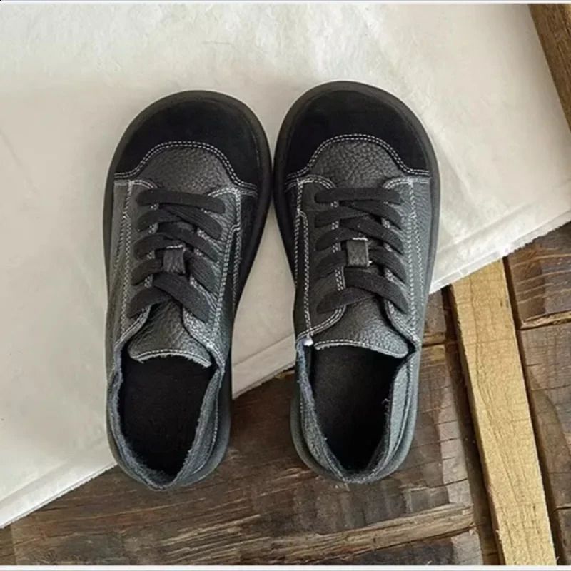Schnürschuhe mit niedrigem Absatz, weicher Sohle, runder Zehenpartie, vulkanisiertem PU-Material für atmungsaktiven Tragekomfort, Damen-Sneaker 240921_voghion.com