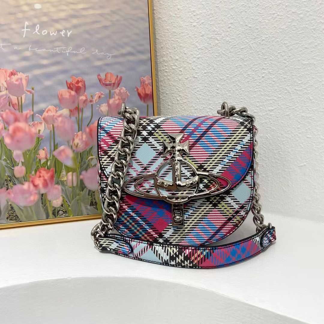 chain saddle bag with colored plaid