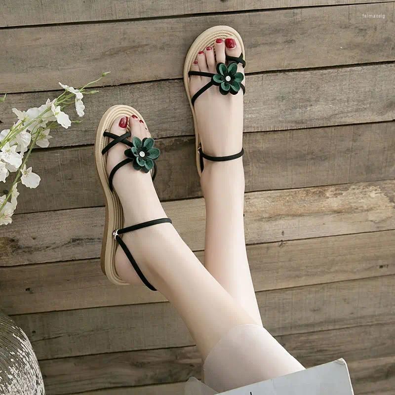 Black 2cm heel