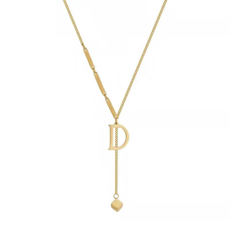 Collier en forme de D or A-51