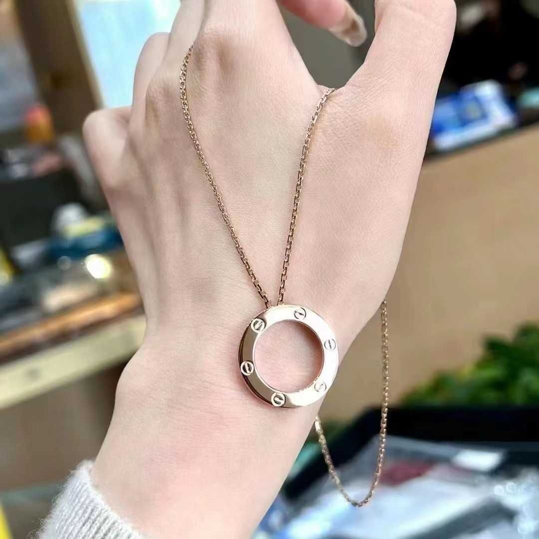 Big Cake Diamond Free Rose Gold Necklace