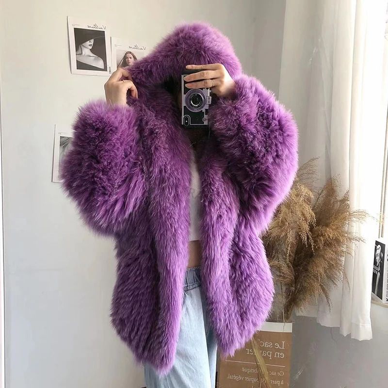 fioletowy płaszcz