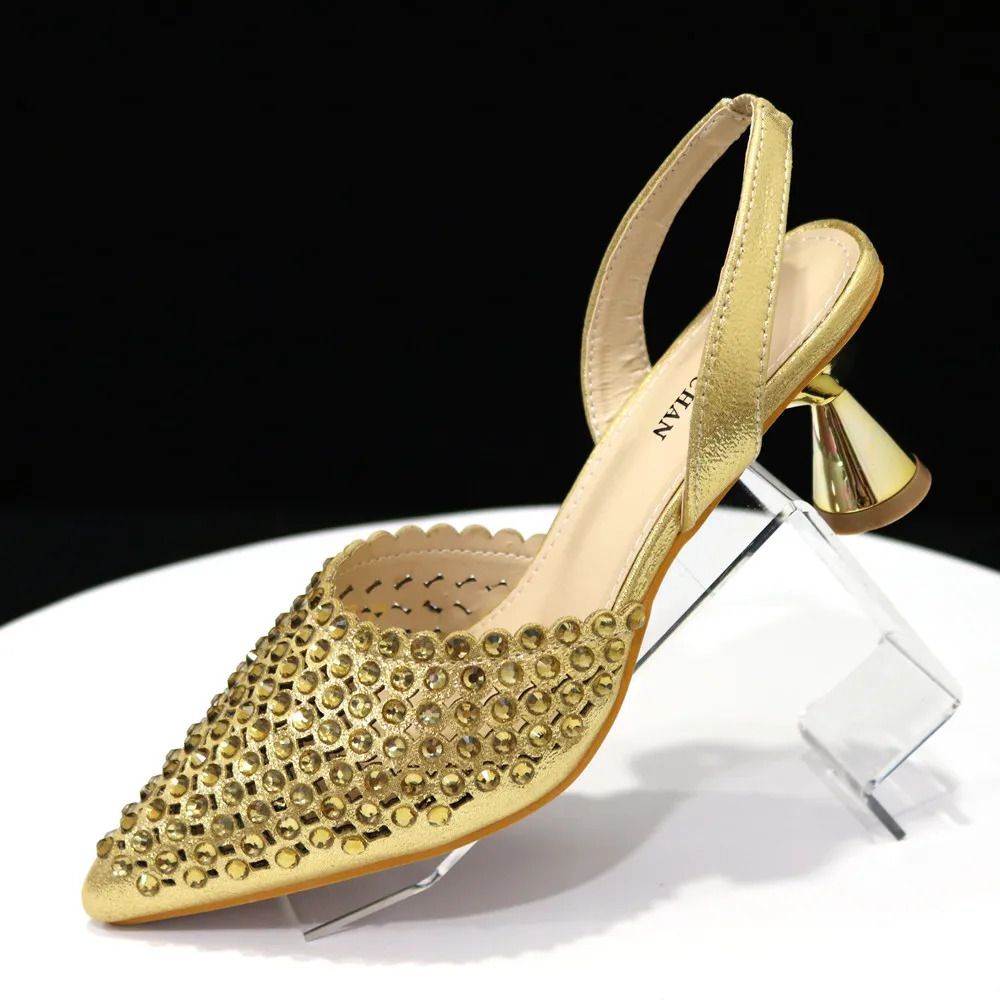 Solo scarpe oro