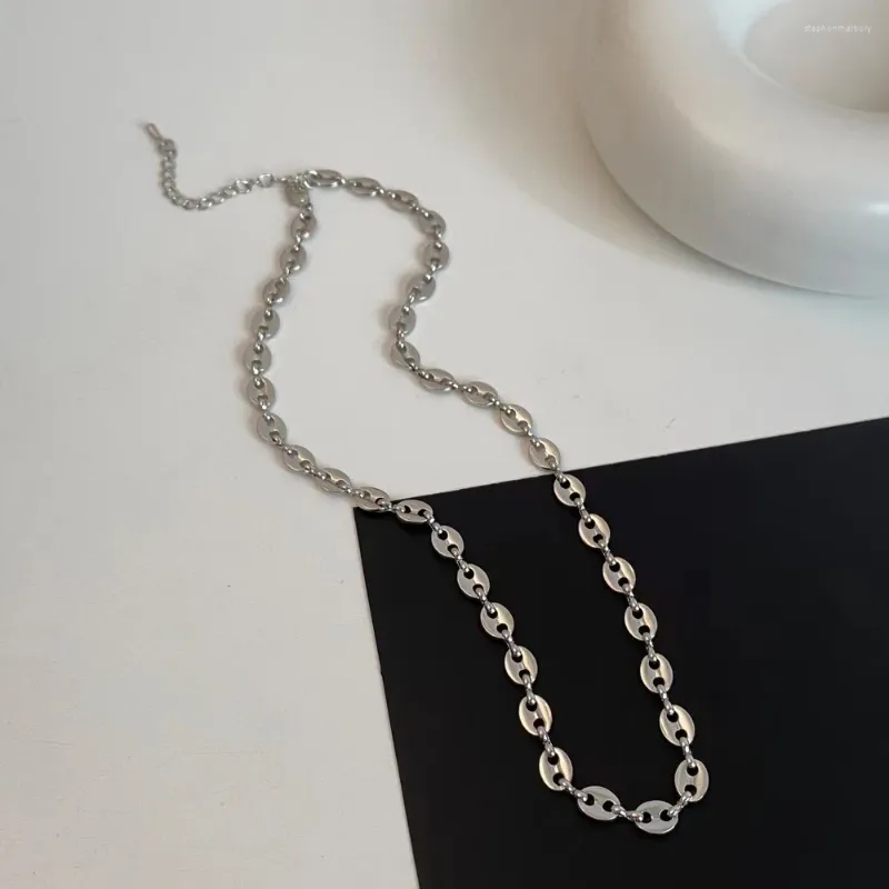 1 silver necklace