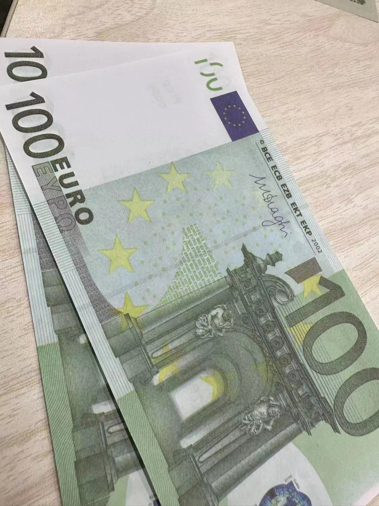 100Euro