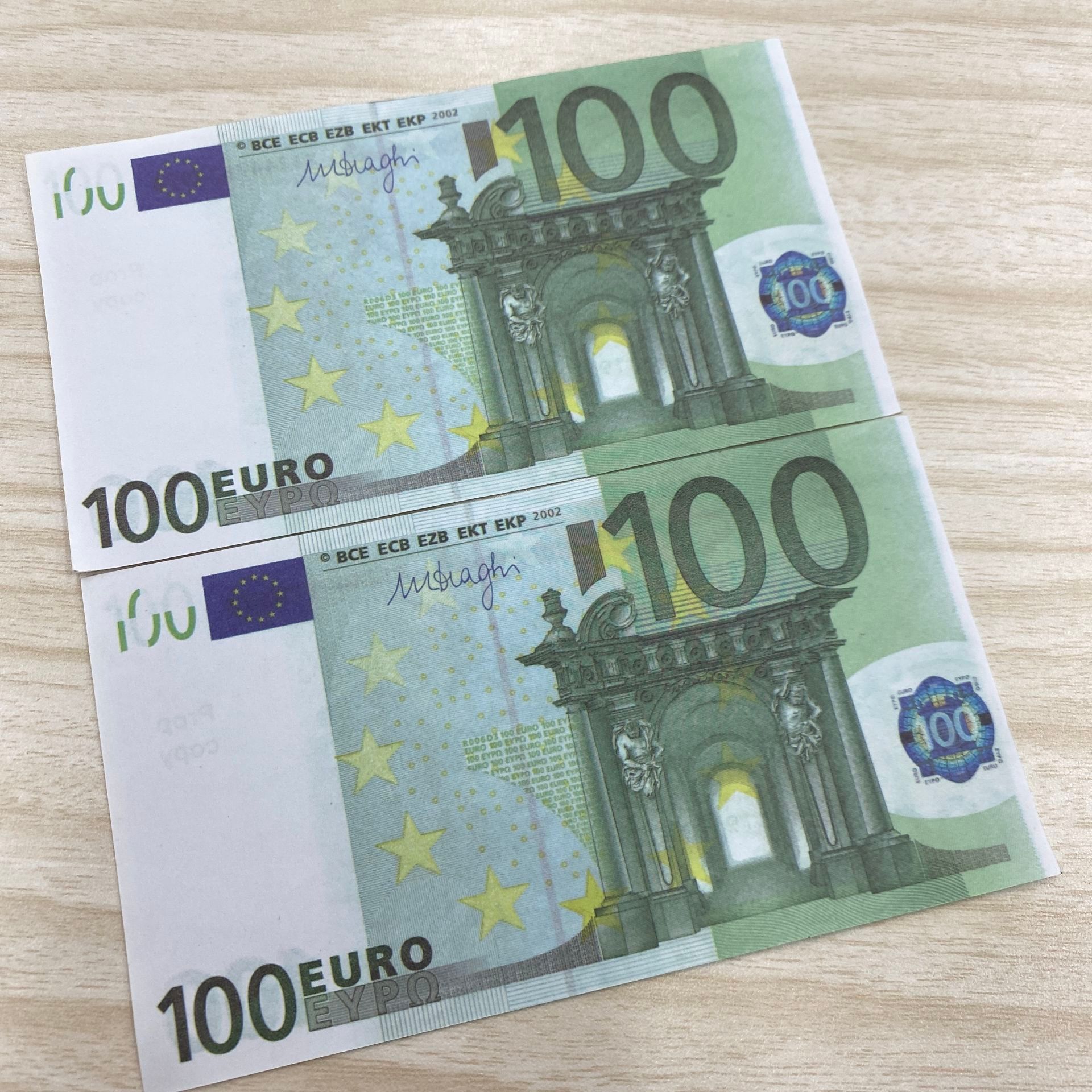 100 euro