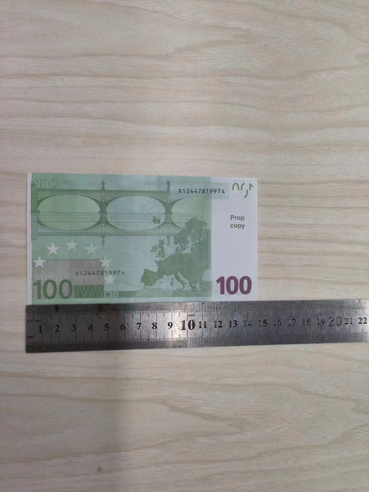 100 Euro