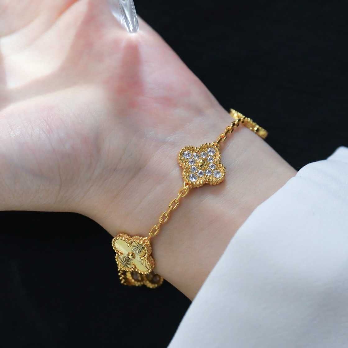 Gouden diamanten armband laserversie-