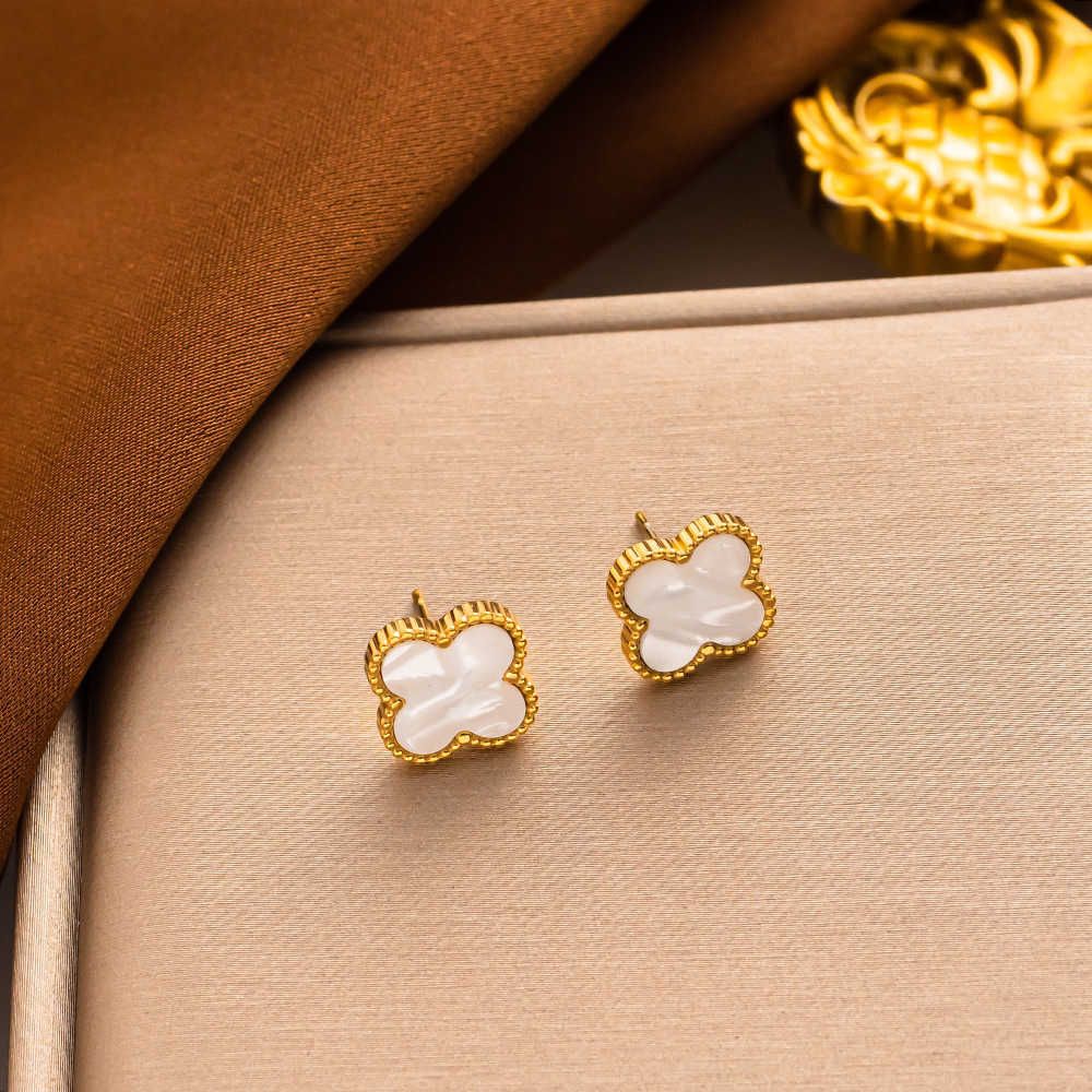 6607 Golden White Bell Earrings 1.3cm