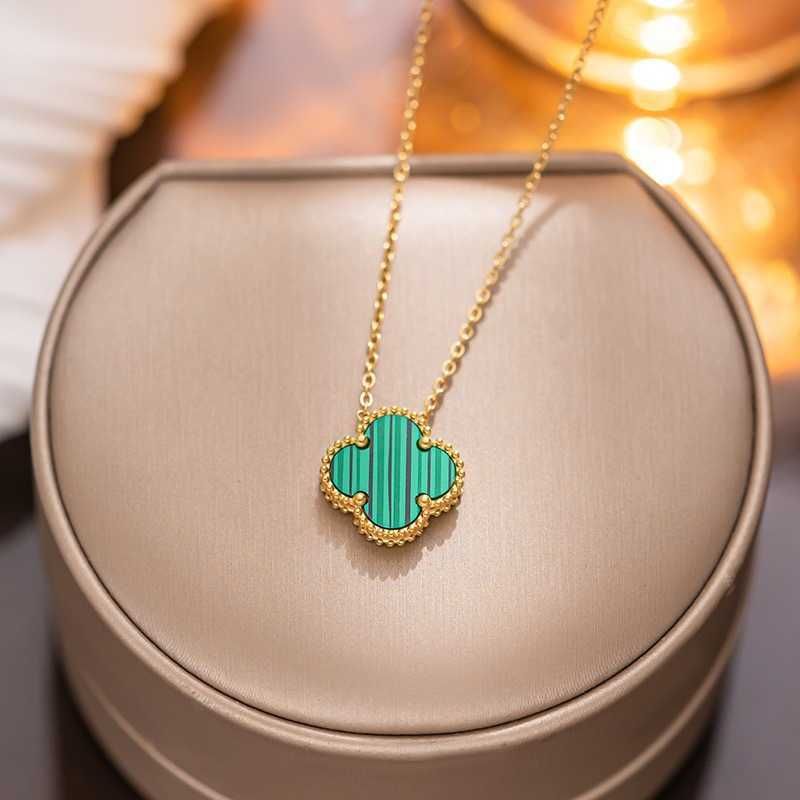 8853 Double Sided Green Necklace 1.5cm