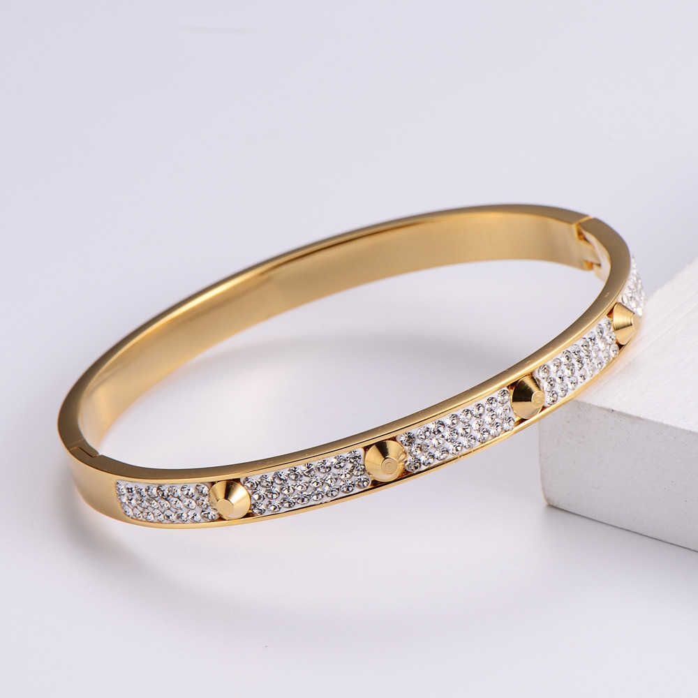 bracelet à ongles en or