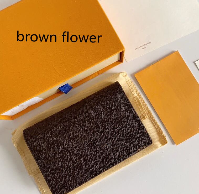 kahverengi çiçek