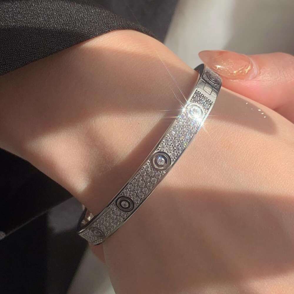 Bracelet S925 - 15 cm et en dessous de la main CI